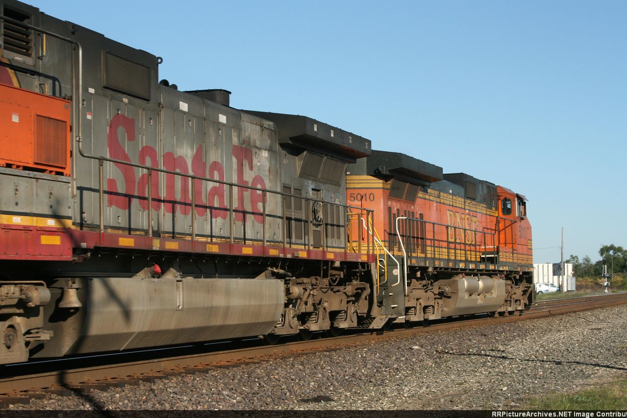 BNSF 5010